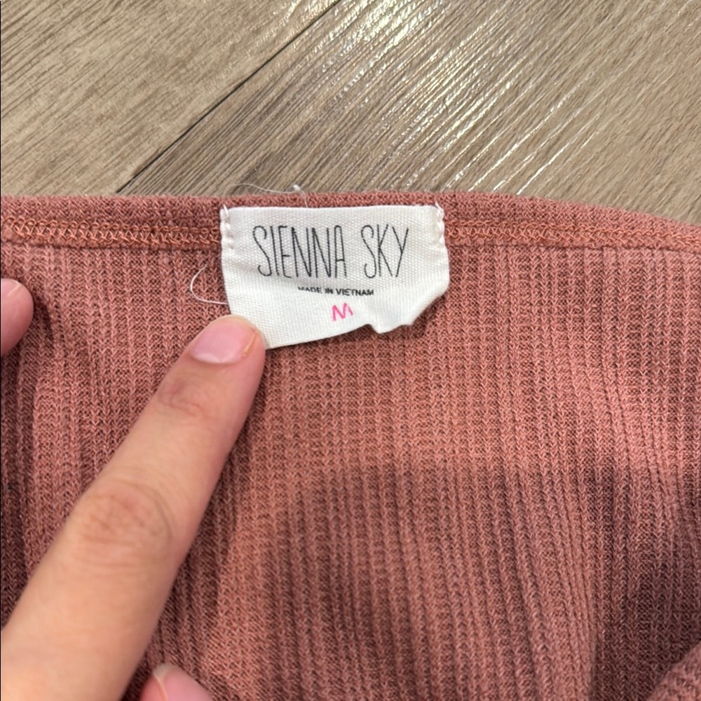 Sienna Sky Pink Ribbed Buttoned Tank Top - Picture 2 of 3